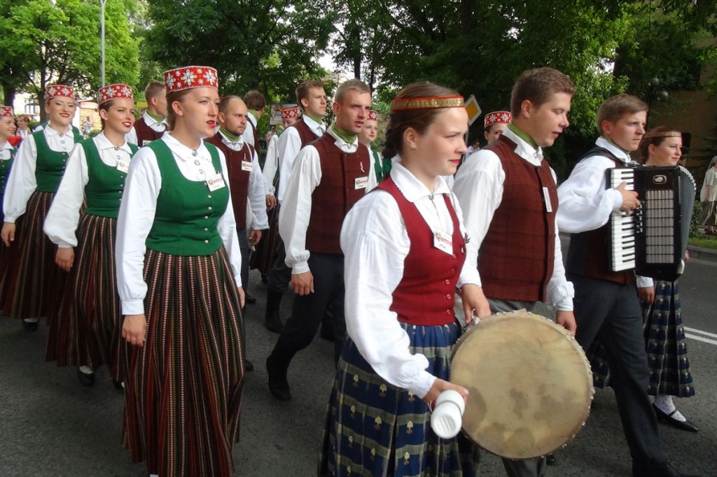 Kolorowo i międzynarodowo