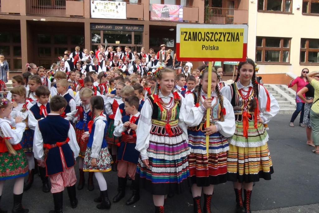 Kolorowo i międzynarodowo