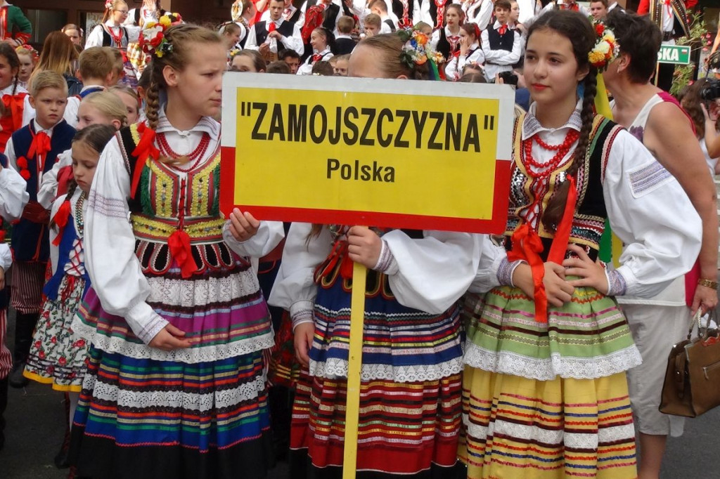 Kolorowo i międzynarodowo