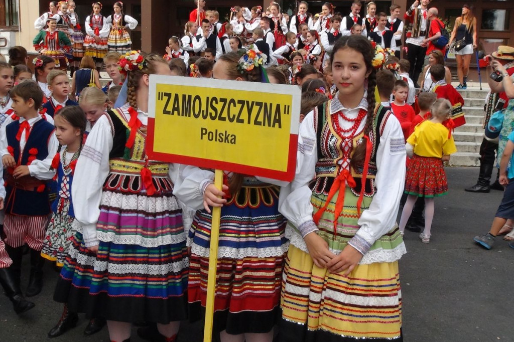 Kolorowo i międzynarodowo