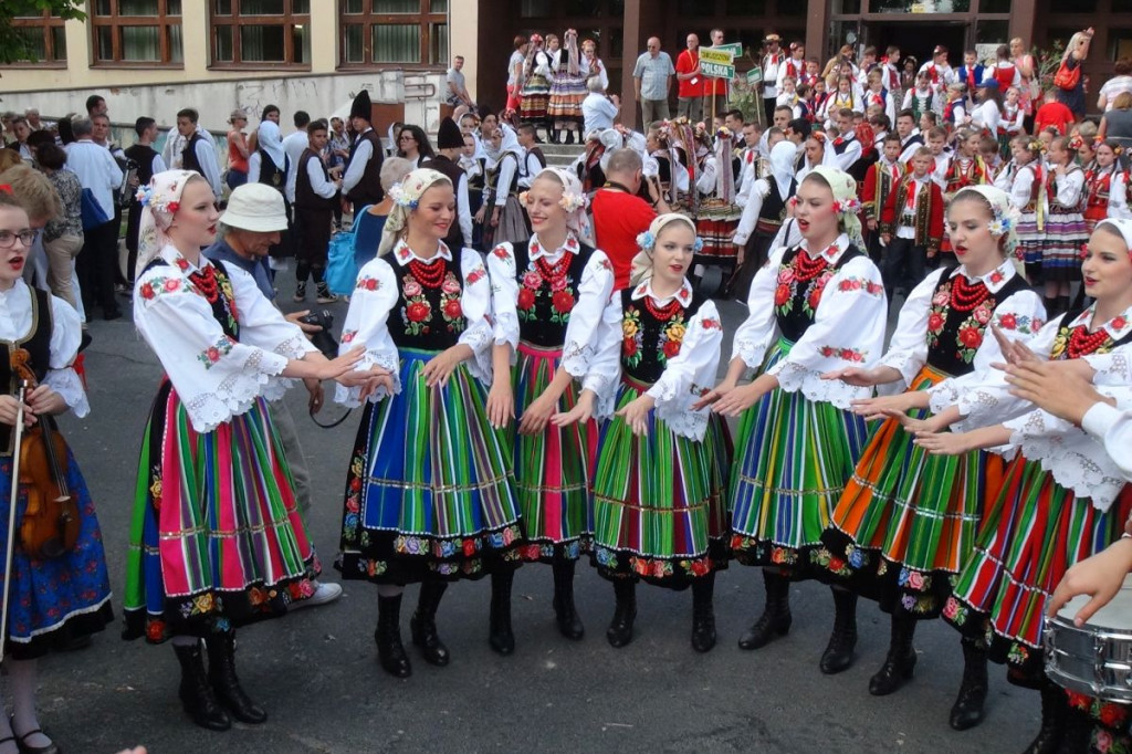 Kolorowo i międzynarodowo