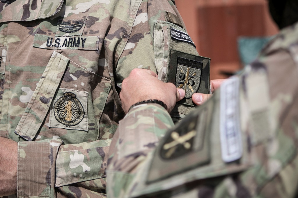 Zamość: Amerykańscy Gwardziści z wizytą w 25 Batalionie Lekkiej Piechoty