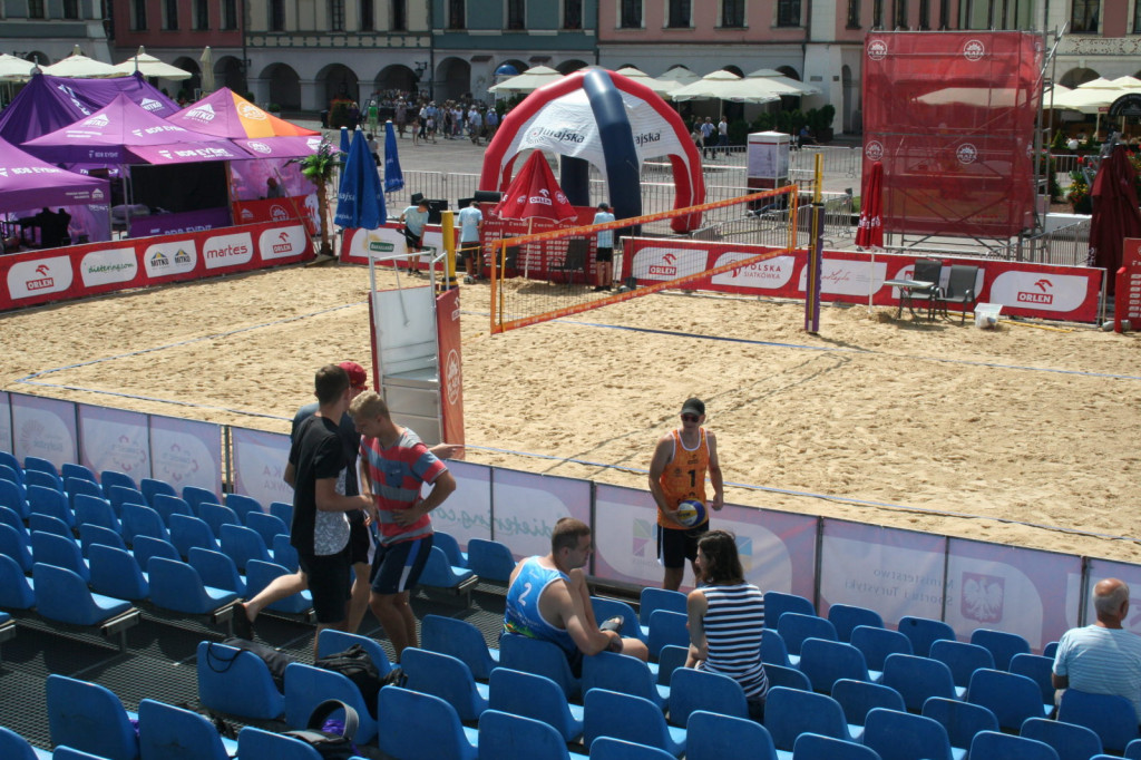 Siatkówka plażowa pod palmami! Wystartowała Plaża Open 2019 [ZDJĘCIA]