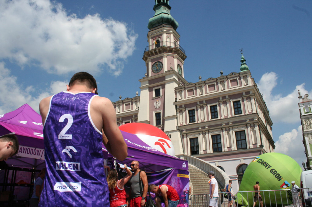 Siatkówka plażowa pod palmami! Wystartowała Plaża Open 2019 [ZDJĘCIA]