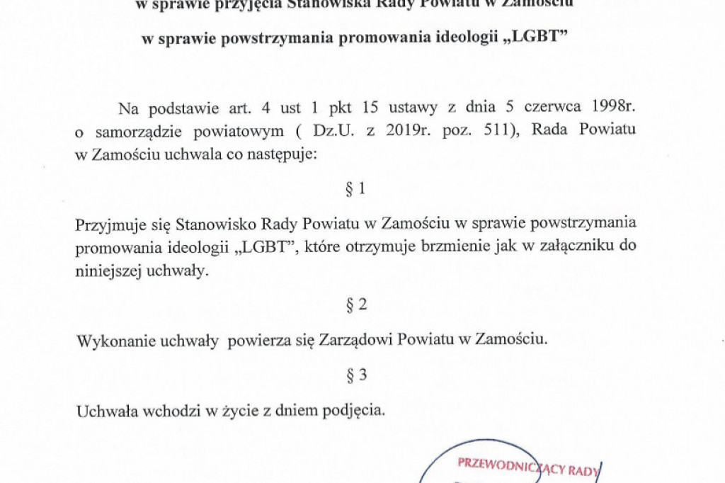 Rada Powiatu deklaruje wierność tradycji i sprzeciwia się 