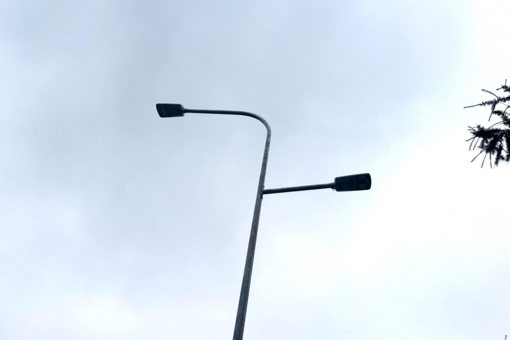Nowe latarnie w Zamościu [ZDJĘCIA]
