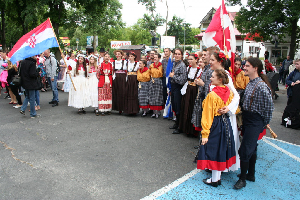 Zamojskie święto folkloru oficjalnie rozpoczęte [FOTORELACJA]