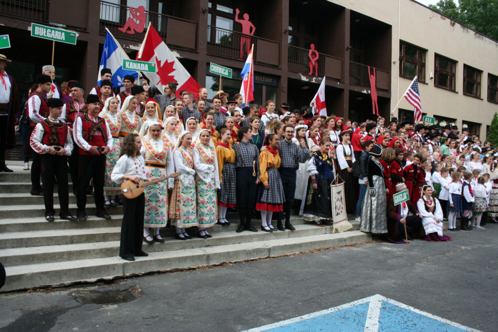 Zamojskie święto folkloru oficjalnie rozpoczęte [FOTORELACJA]