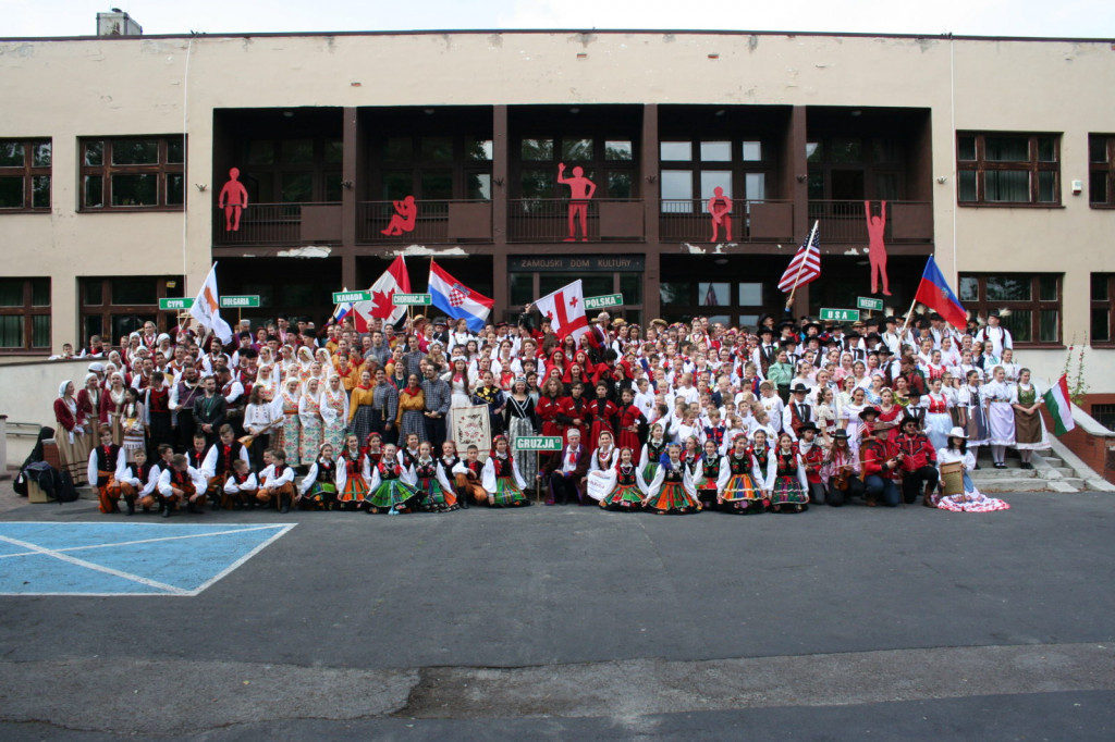 Zamojskie święto folkloru oficjalnie rozpoczęte [FOTORELACJA]