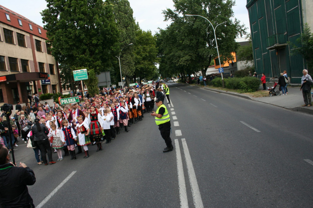 Zamojskie święto folkloru oficjalnie rozpoczęte [FOTORELACJA]