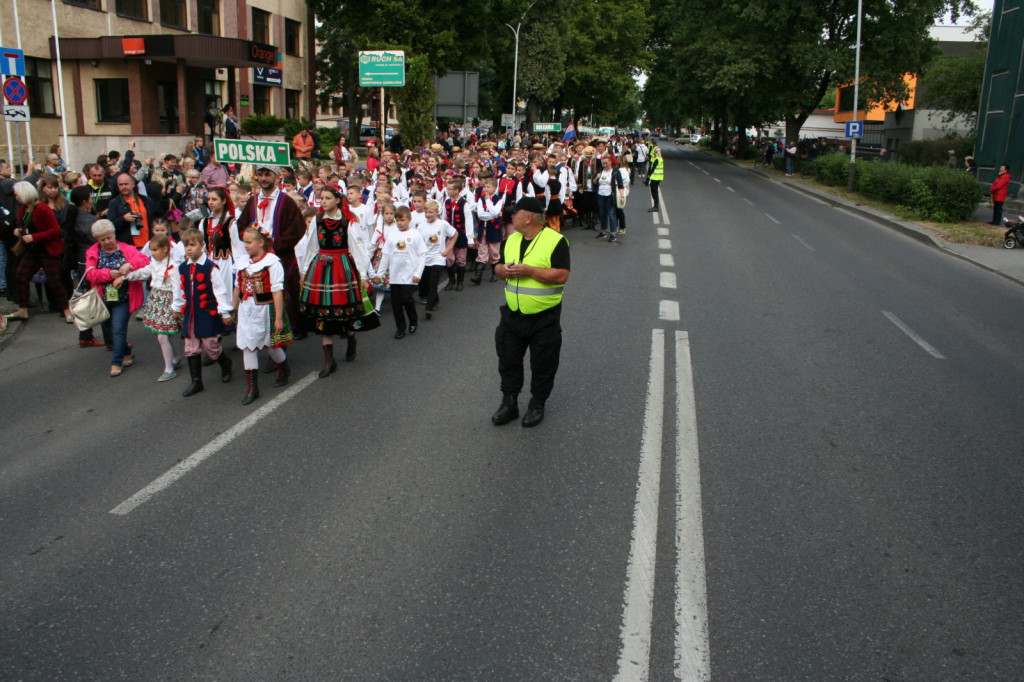 Zamojskie święto folkloru oficjalnie rozpoczęte [FOTORELACJA]