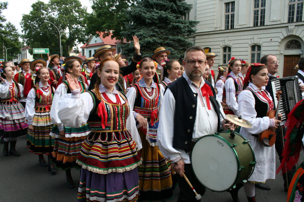Zamojskie święto folkloru oficjalnie rozpoczęte [FOTORELACJA]