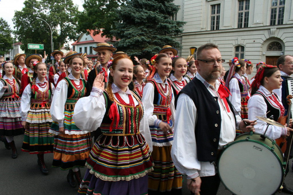 Zamojskie święto folkloru oficjalnie rozpoczęte [FOTORELACJA]