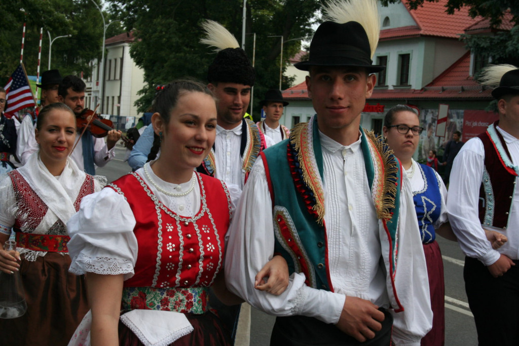Zamojskie święto folkloru oficjalnie rozpoczęte [FOTORELACJA]