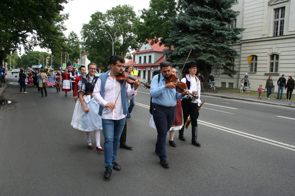 Zamojskie święto folkloru oficjalnie rozpoczęte [FOTORELACJA]