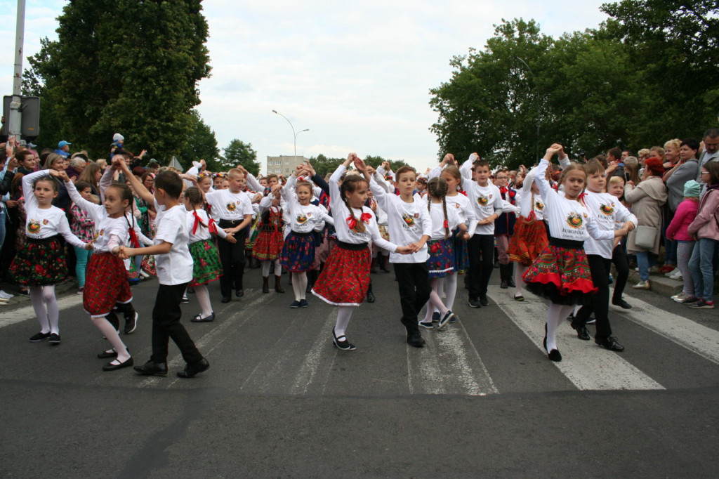Zamojskie święto folkloru oficjalnie rozpoczęte [FOTORELACJA]