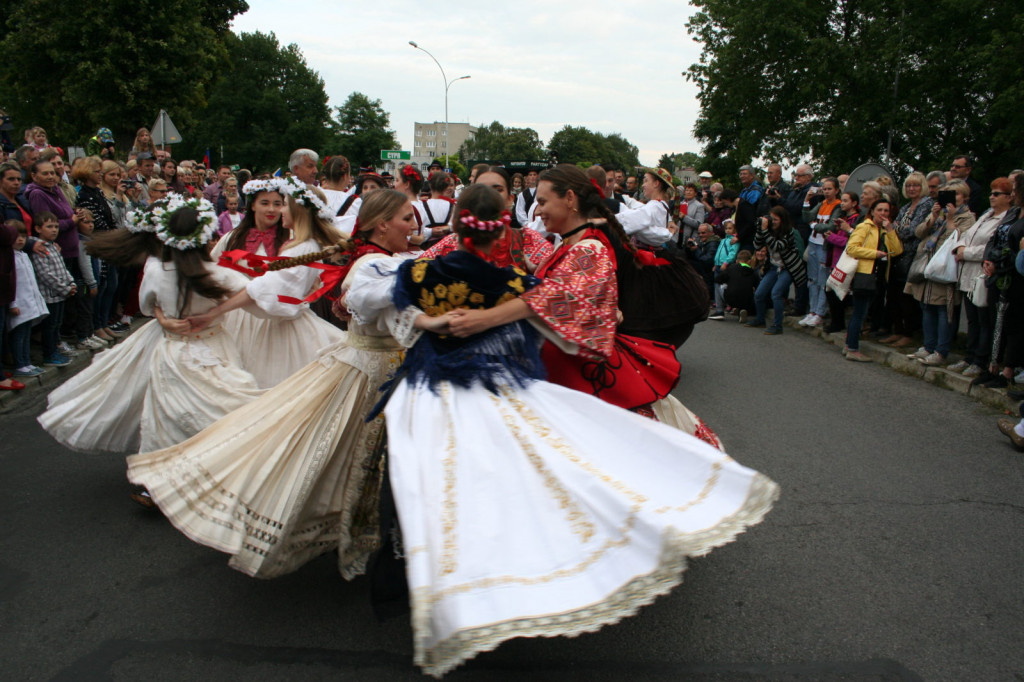 Zamojskie święto folkloru oficjalnie rozpoczęte [FOTORELACJA]