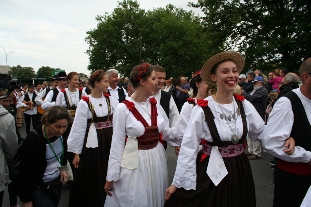 Zamojskie święto folkloru oficjalnie rozpoczęte [FOTORELACJA]