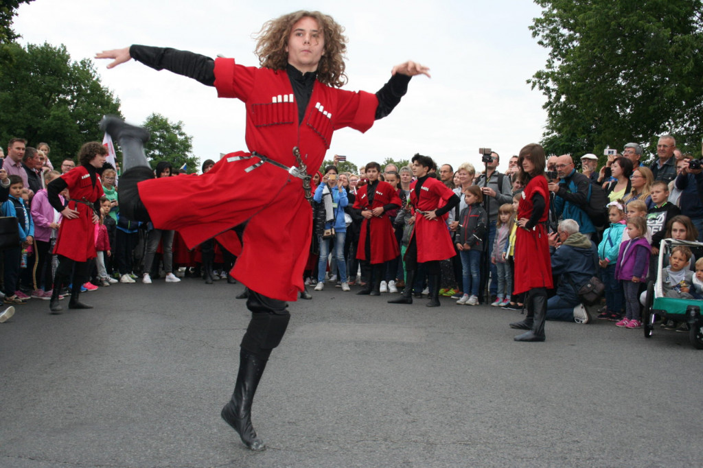 Zamojskie święto folkloru oficjalnie rozpoczęte [FOTORELACJA]