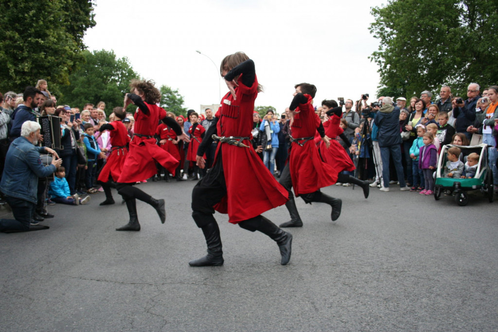 Zamojskie święto folkloru oficjalnie rozpoczęte [FOTORELACJA]
