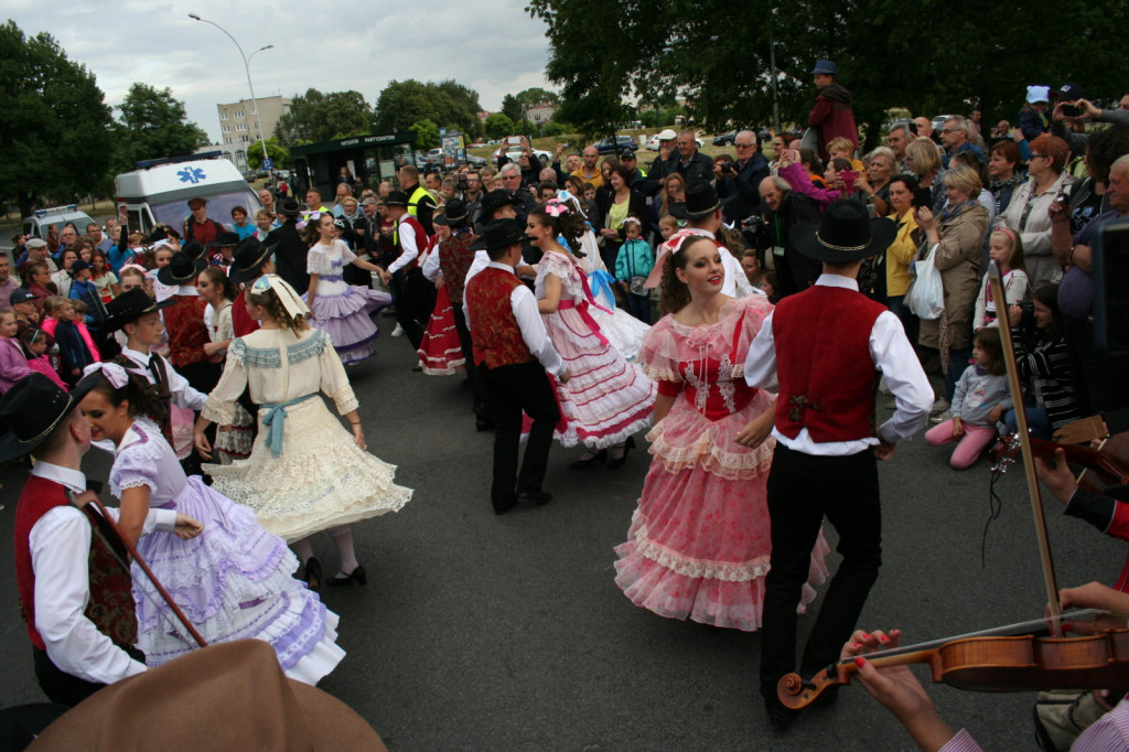 Zamojskie święto folkloru oficjalnie rozpoczęte [FOTORELACJA]