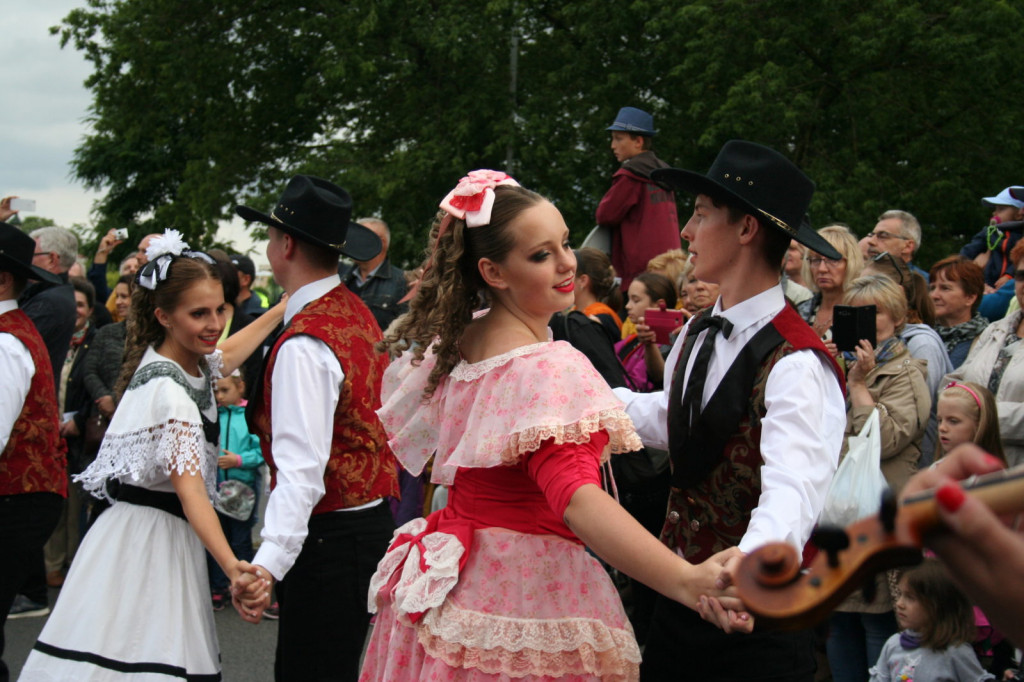 Zamojskie święto folkloru oficjalnie rozpoczęte [FOTORELACJA]