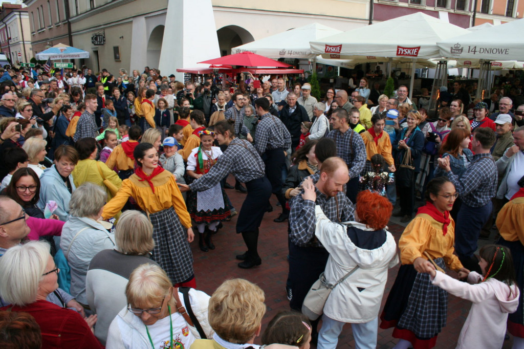 Zamojskie święto folkloru oficjalnie rozpoczęte [FOTORELACJA]