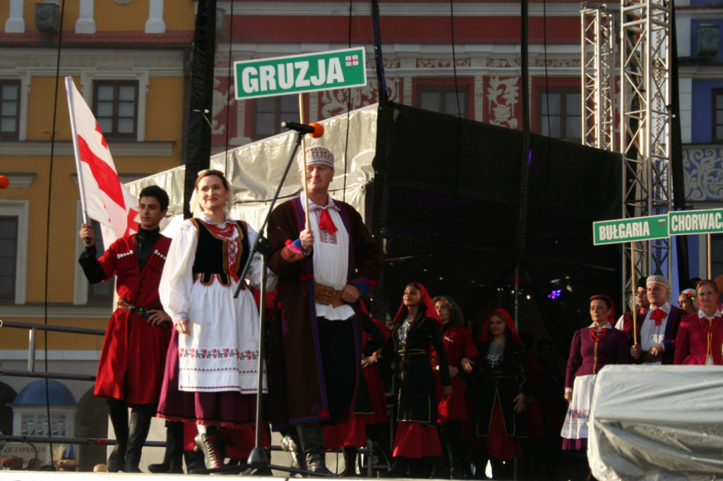 Zamojskie święto folkloru oficjalnie rozpoczęte [FOTORELACJA]