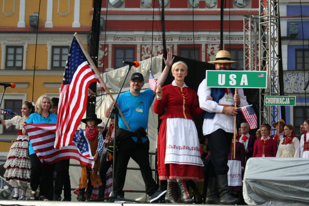 Zamojskie święto folkloru oficjalnie rozpoczęte [FOTORELACJA]