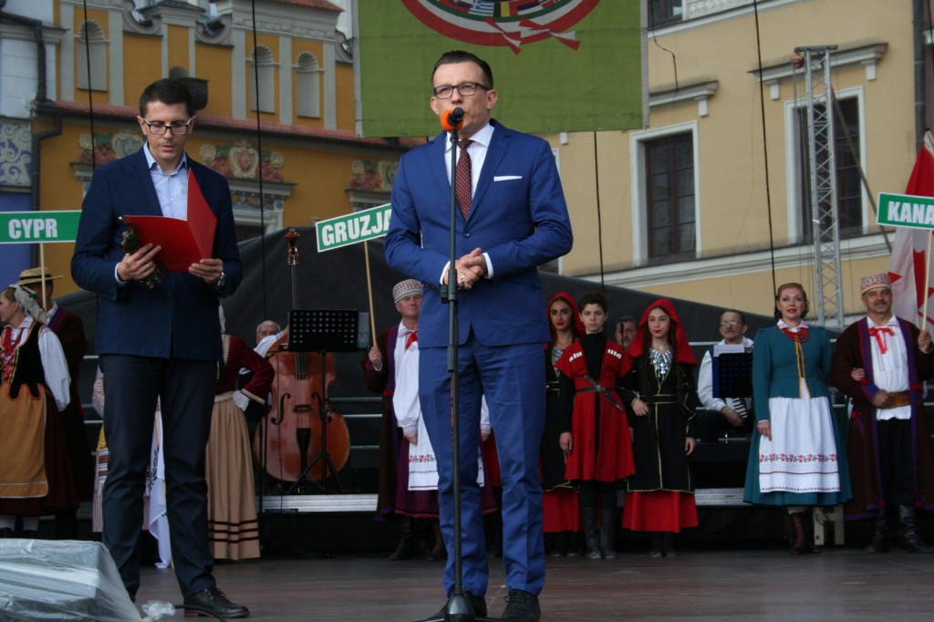 Zamojskie święto folkloru oficjalnie rozpoczęte [FOTORELACJA]
