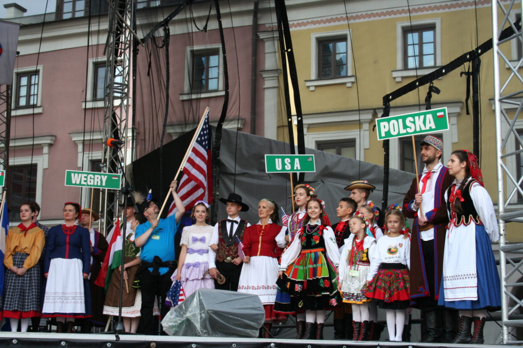 Zamojskie święto folkloru oficjalnie rozpoczęte [FOTORELACJA]