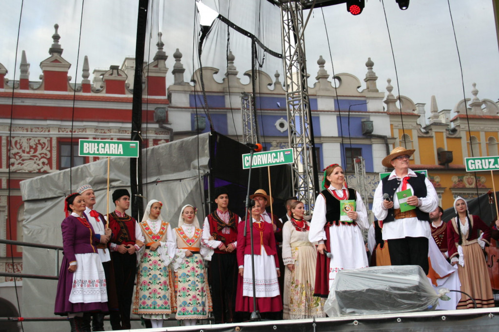 Zamojskie święto folkloru oficjalnie rozpoczęte [FOTORELACJA]