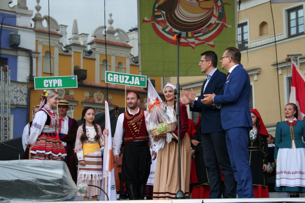Zamojskie święto folkloru oficjalnie rozpoczęte [FOTORELACJA]