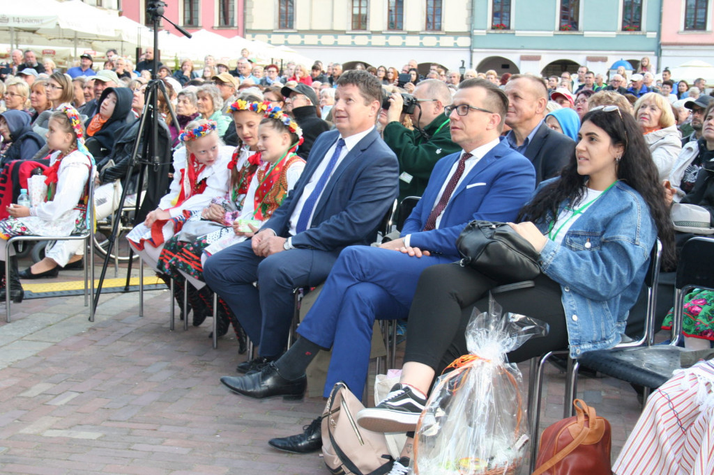 Zamojskie święto folkloru oficjalnie rozpoczęte [FOTORELACJA]
