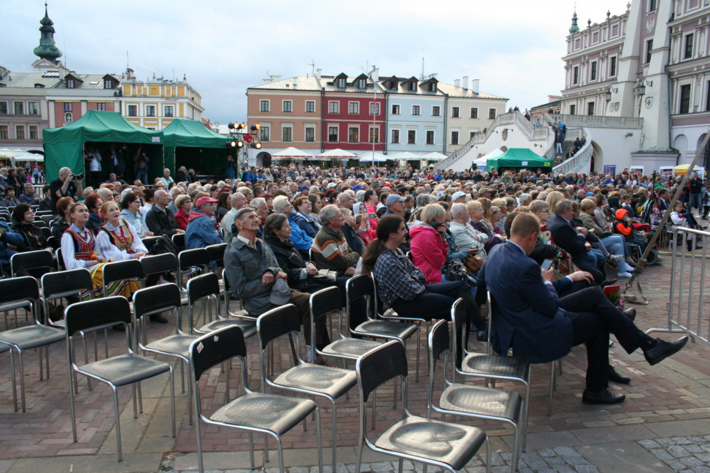 Zamojskie święto folkloru oficjalnie rozpoczęte [FOTORELACJA]