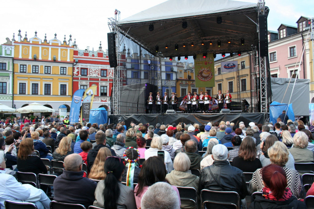 Zamojskie święto folkloru oficjalnie rozpoczęte [FOTORELACJA]