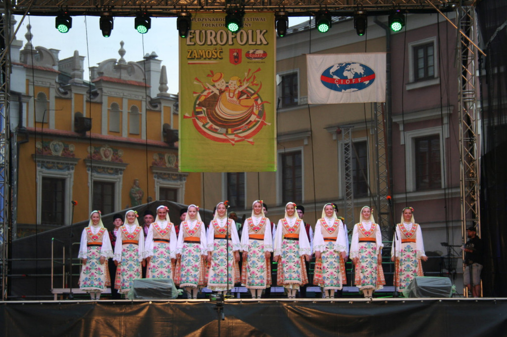 Zamojskie święto folkloru oficjalnie rozpoczęte [FOTORELACJA]