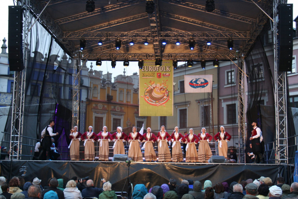 Zamojskie święto folkloru oficjalnie rozpoczęte [FOTORELACJA]