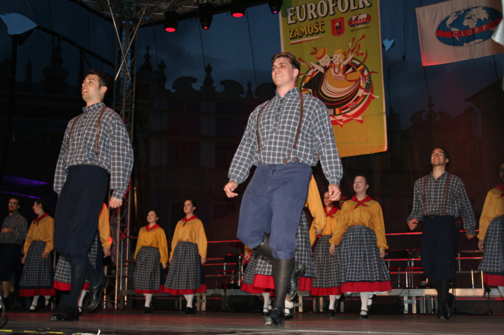 Zamojskie święto folkloru oficjalnie rozpoczęte [FOTORELACJA]