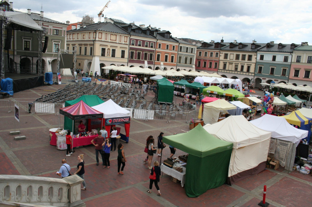 Kiermasz Sztuki Ludowej towarzyszący festiwalowi EUROFOLK [ZDJĘCIA]
