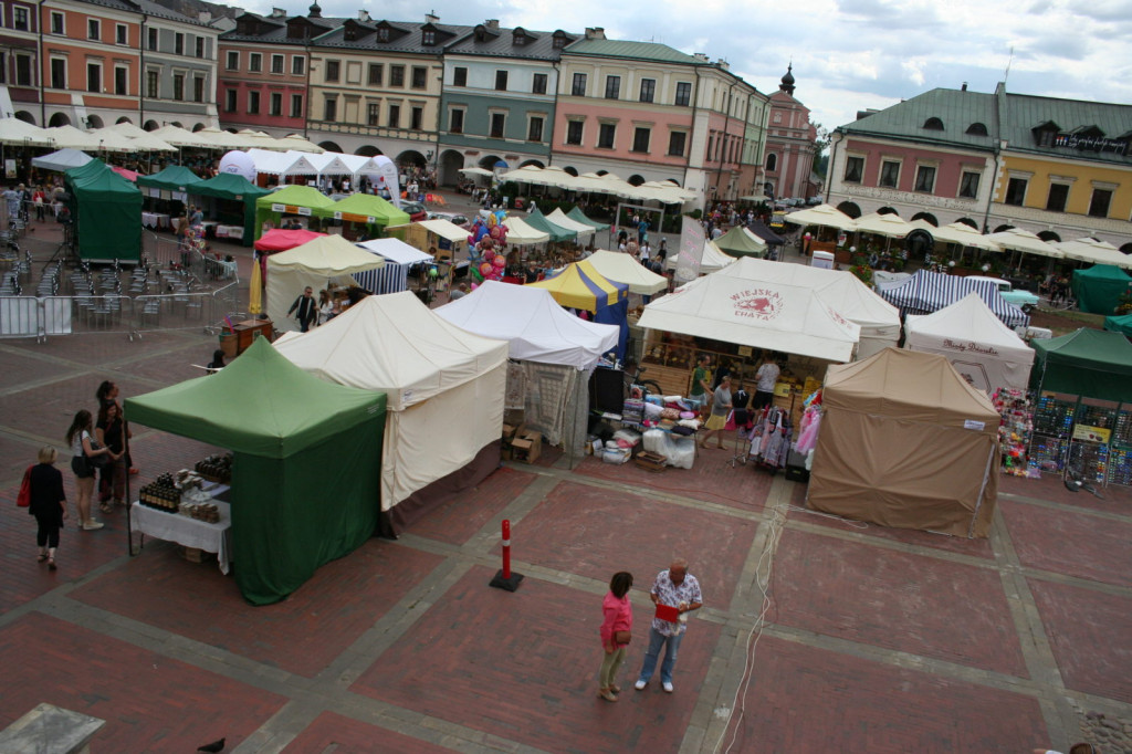 Kiermasz Sztuki Ludowej towarzyszący festiwalowi EUROFOLK [ZDJĘCIA]