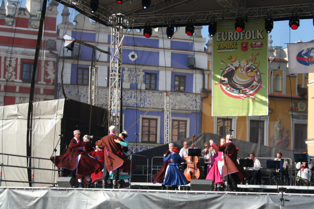 Kiermasz Sztuki Ludowej towarzyszący festiwalowi EUROFOLK [ZDJĘCIA]