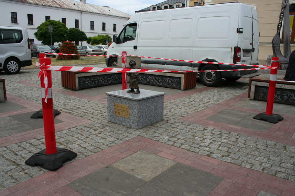 Krasnal wrócił na swoje miejsce