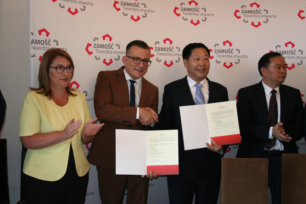 Współpraca Zamościa i miasta Ya an