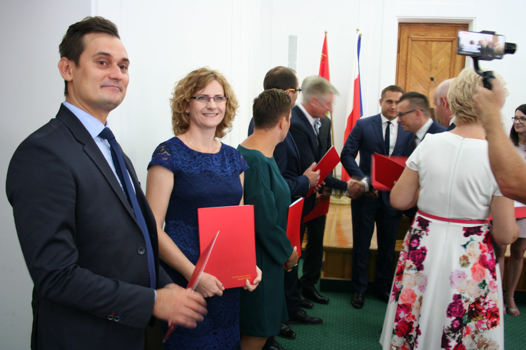 Awanse nauczycieli [sierpień 2019]