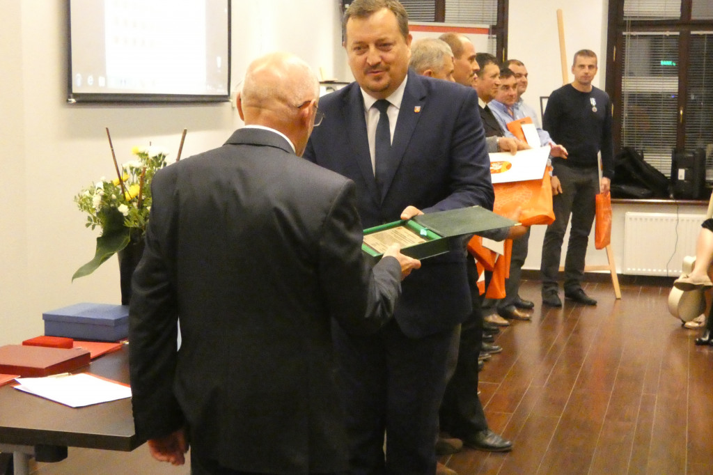 100 lat PCK