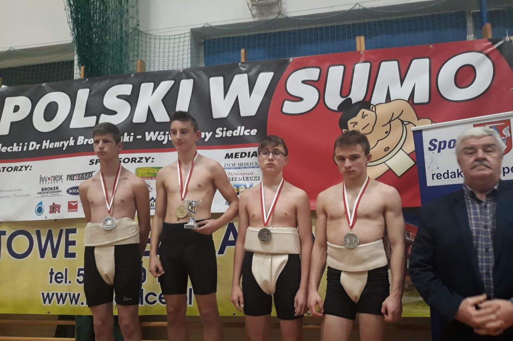 Medale zamojskich zapaśników