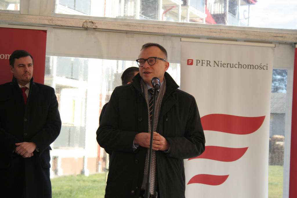 Łopaty pod Mieszkanie + zostały wbite
