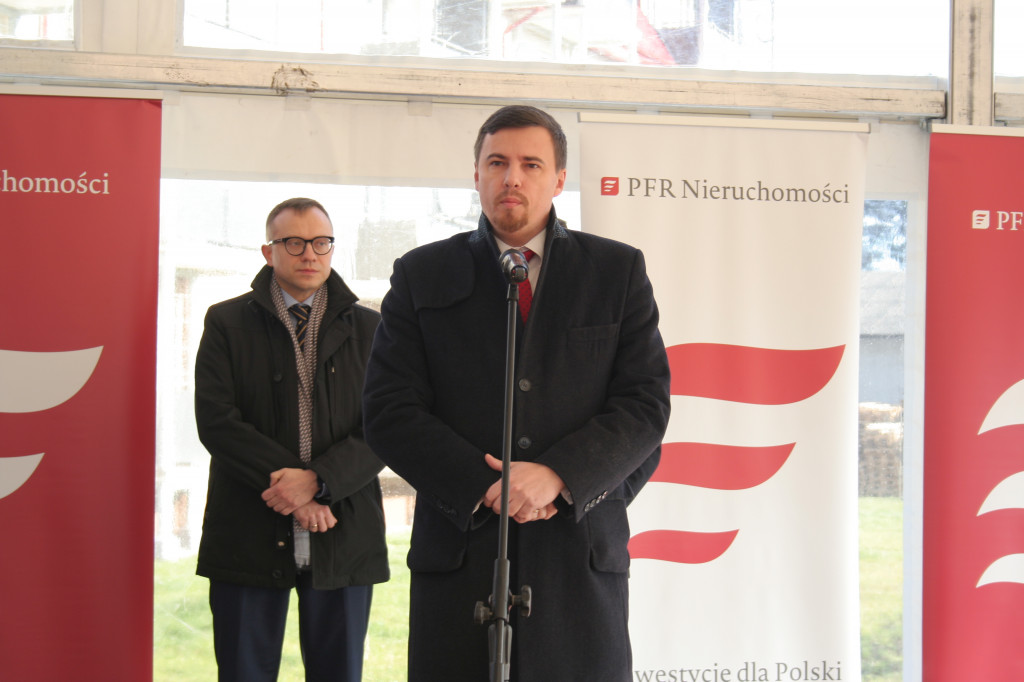 Łopaty pod Mieszkanie + zostały wbite