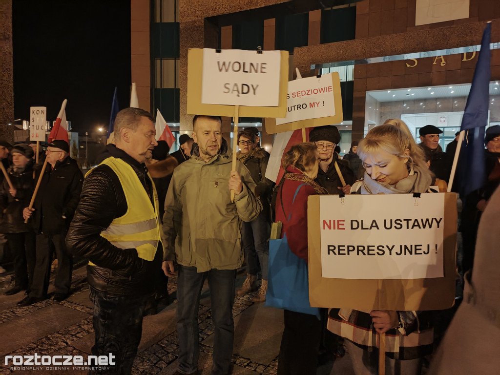 Protest pod zamojskim Sądem